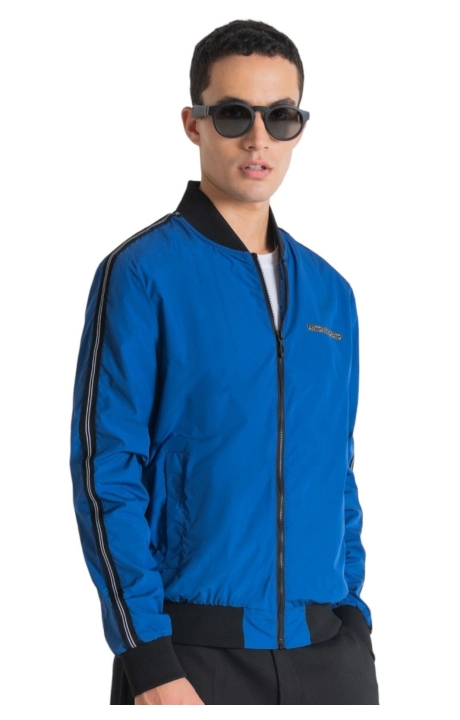 Bomber Antony Morato Regular Tejido Tecnico Contraste Azul