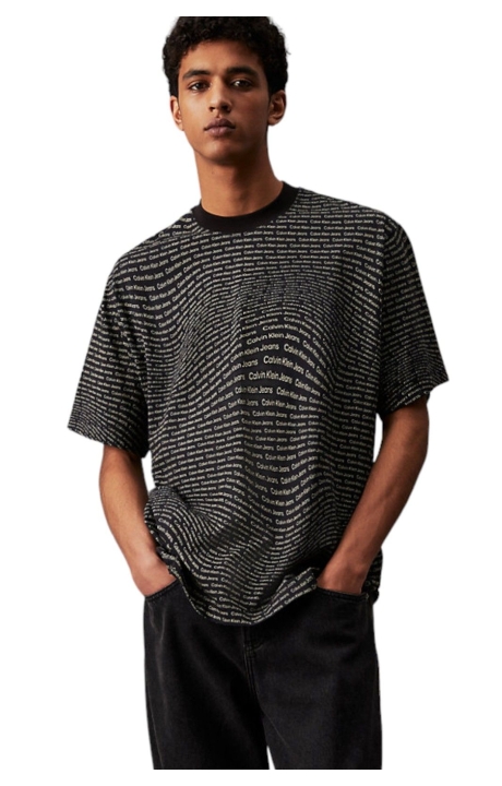 Camiseta Calvin Klein Holgada Multilogo All Over Negro
