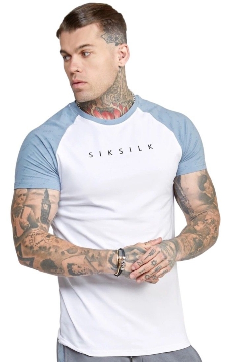 Camiseta SikSilk Color en Bloque Fit Blanco