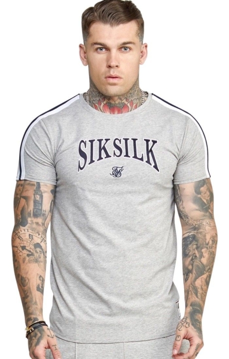 Camiseta SikSilk Collegiate Logo Varsity Gris