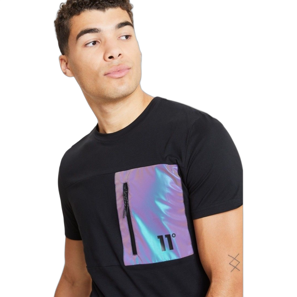 Camiseta 11 Degrees con Diseño Reflectante Negro 11 Degrees | Camisetas  - Estilo urbano premium 2