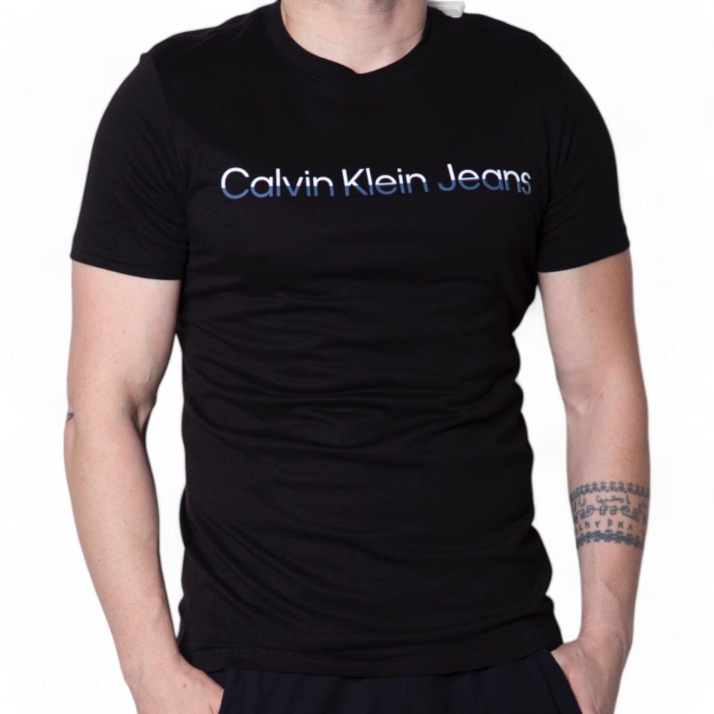 Camiseta Calvin Klein Logo Institutional Negro