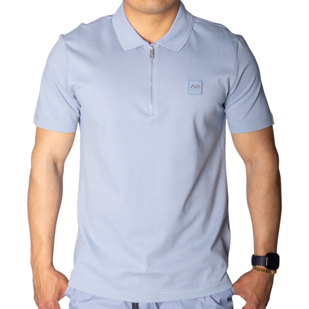 Polo Antony Morato Fit Azul Sky con Metal Badge Azul Antony Morato | Camisas y Polos  - Estilo urbano premium