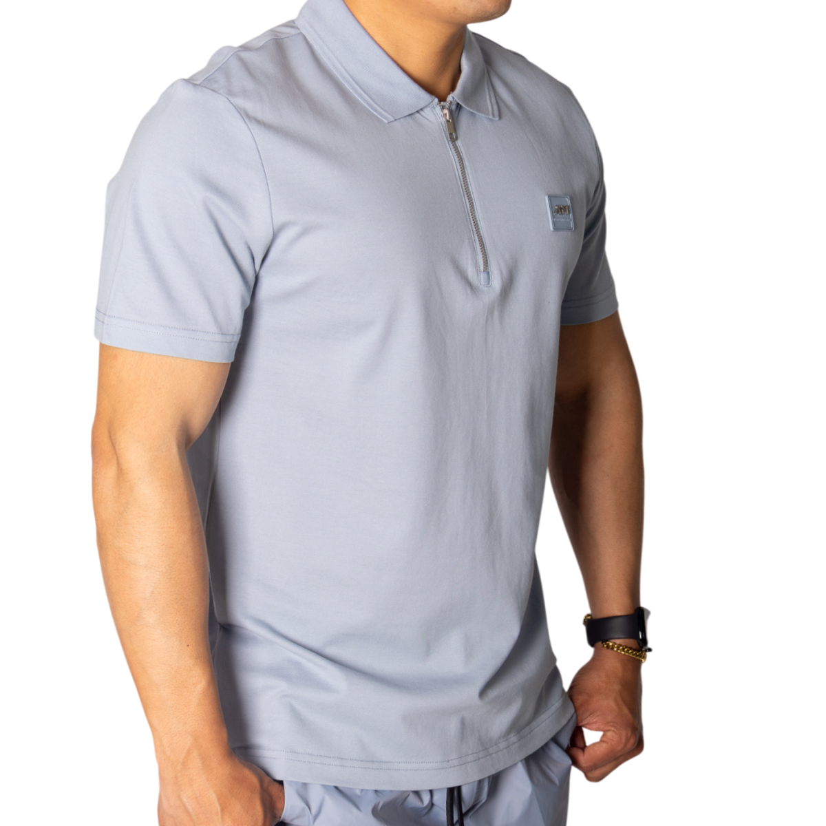 Polo Antony Morato Fit Azul Sky con Metal Badge Azul Antony Morato | Camisas y Polos  - Estilo urbano premium 2