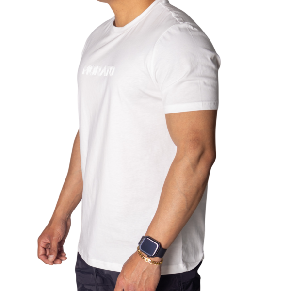 Camiseta Antony Morato con Estampado Logotipo Blanco Crema