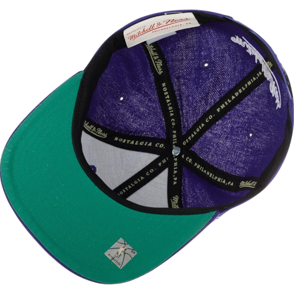 Gorra Mitchell & Ness Raptor Conference Morado