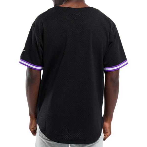 Camisa Michelle & Ness NBA Toronto Raptors Never OUT Negro