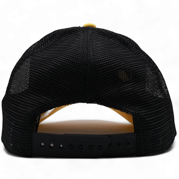 Gorra Goorin Bros Escorpión Deadly Negra y Amarillo
