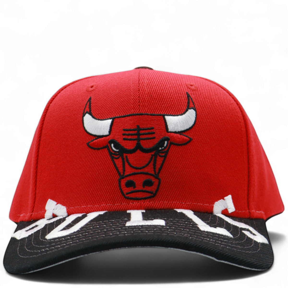 Gorra Mitchell & Ness Chicago Bull Logo Visera Rojo 2