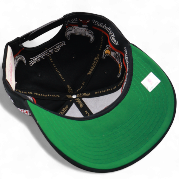 Gorra Mitchell & Ness Chicago Bulls NBA Spot Negro