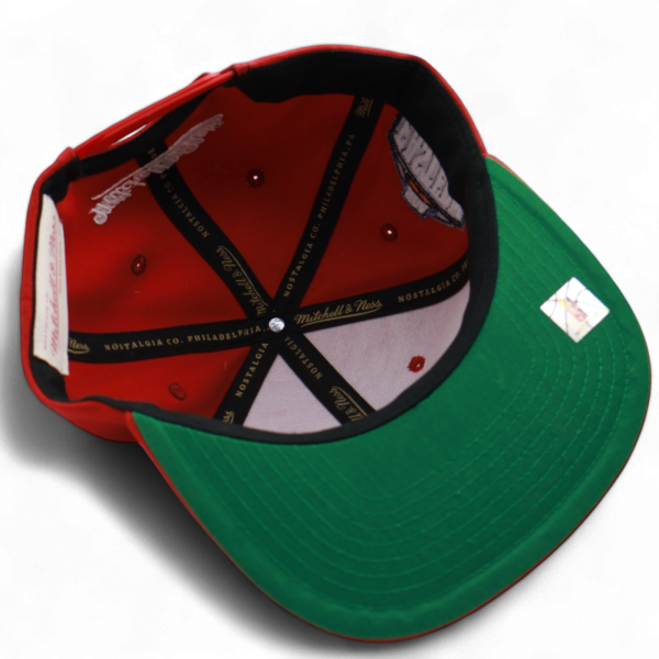 Gorra Mitchell & Ness Chicago Bull Parche Conference Rojo