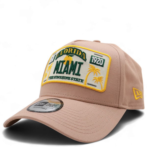 Gorra New Era Miami License Plate 9FORTY Beige