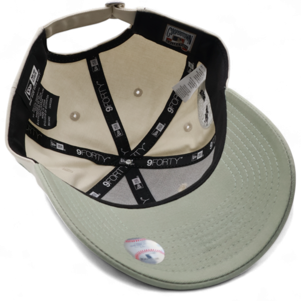 Gorra New Era Oakland Athletics 9FORTY Beige