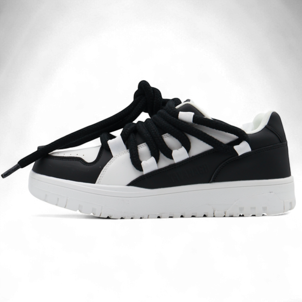 Zapatillas Gianni Kavanagh Chaos Cordon Grueso Negro