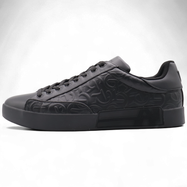 Zapatillas Guess Logo 3D Monograma Negro Guess | Calzado  - Estilo urbano premium