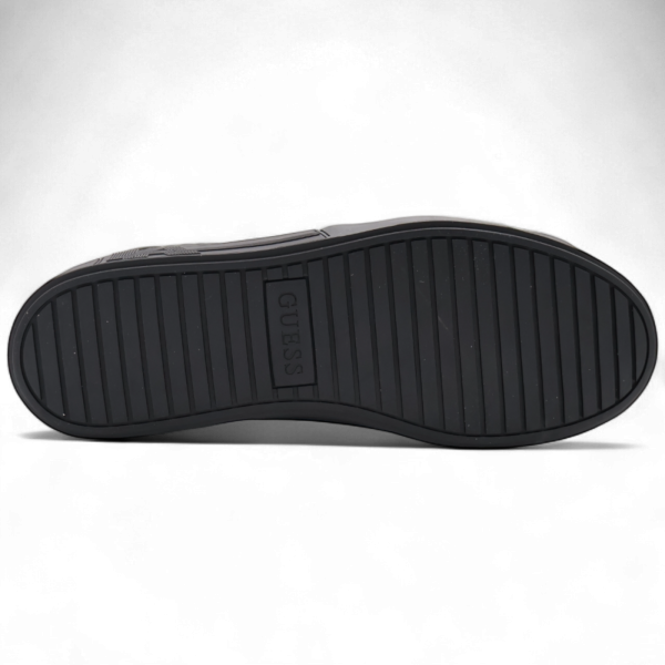 Zapatillas Guess Logo 3D Monograma Negro Guess | Calzado  - Estilo urbano premium