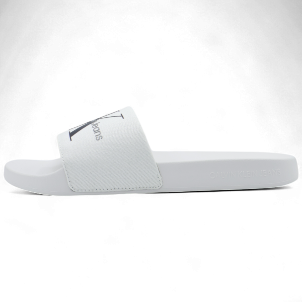 Chanclas Calvin Klein Slide Monograma Blanco Calvin Klein | Calzado  - Estilo urbano premium