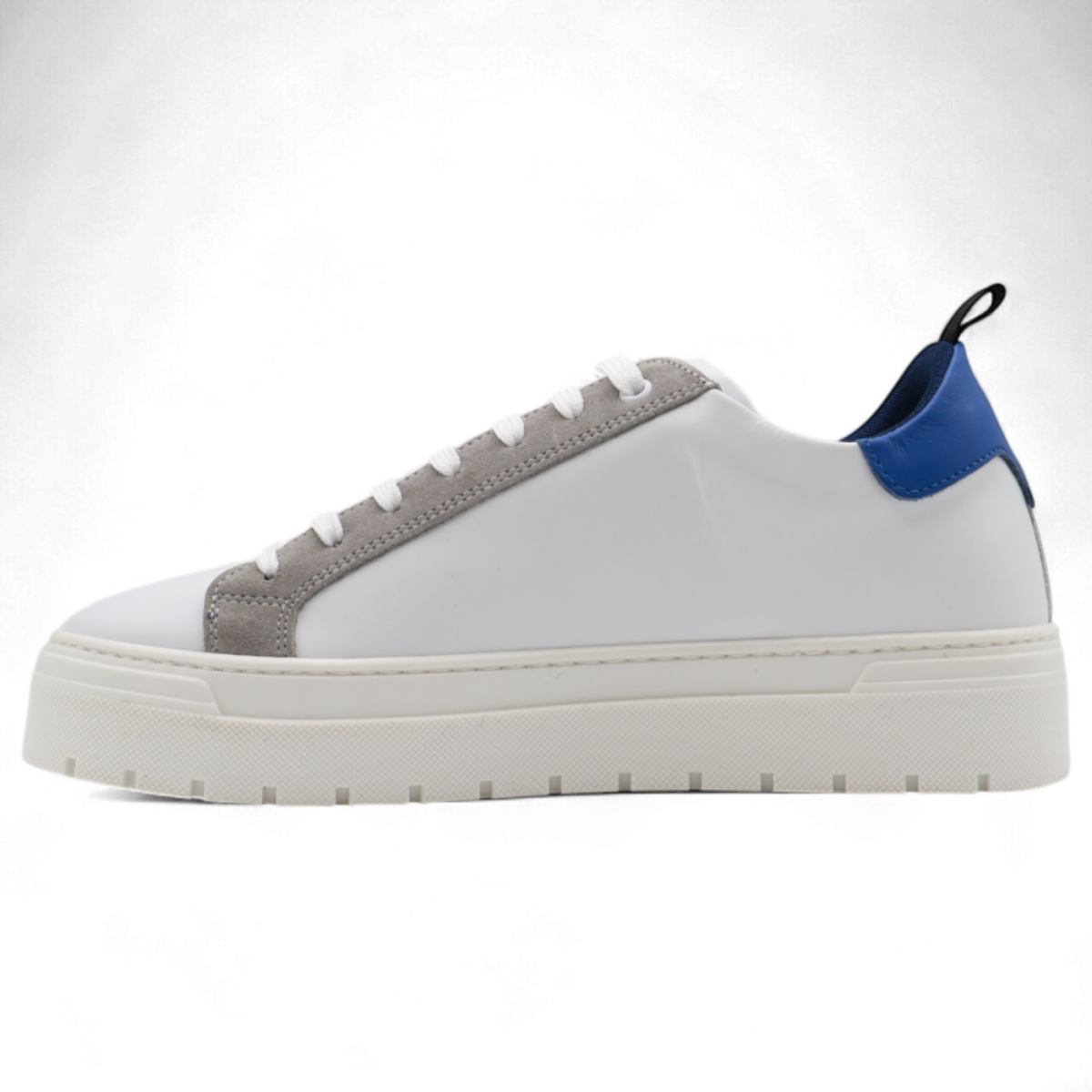 Zapatillas Antony Morato Detalle Piel Blanco y Marino 2