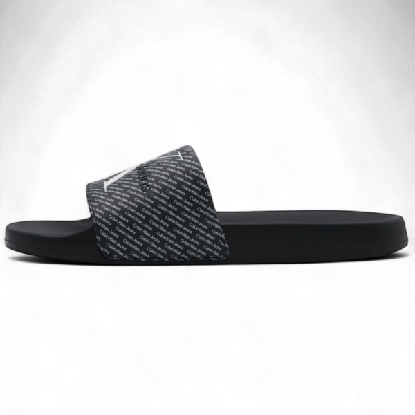 Chanclas Calvin Klein Slide AOP Negro Calvin Klein | Calzado  - Estilo urbano premium