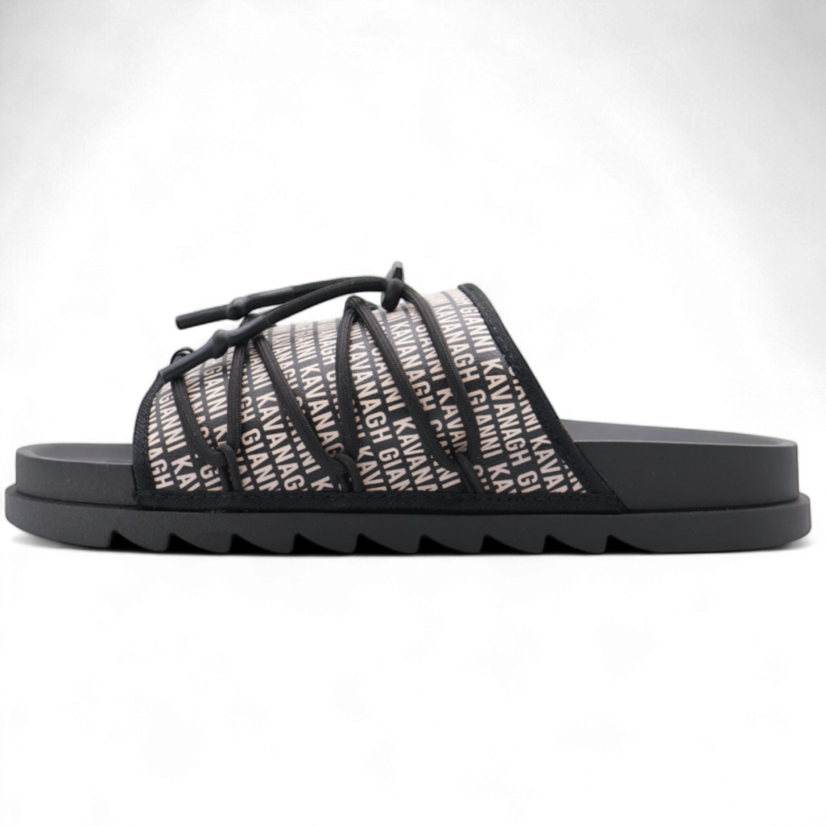 Chanclas Gianni Kavanagh Scroll Cordon Negro y Blanco