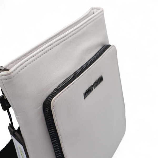 Bandolera Antony Morato Blanca – Moderna, Elegante y Funcional