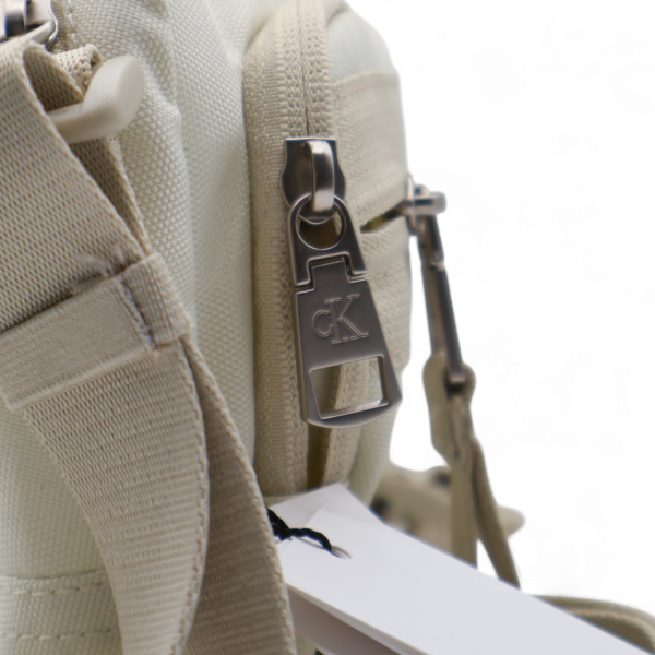 Bandolera Calvin Klein con Logo Jeans Beige