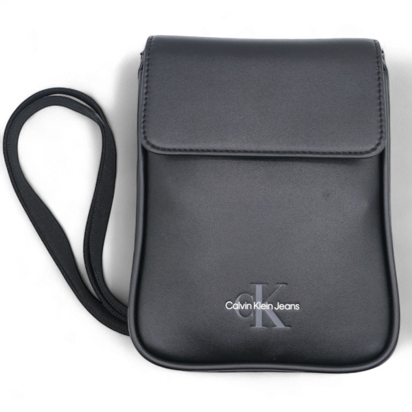 Bandolera Calvin Klein Para el Movil Basic Negro
