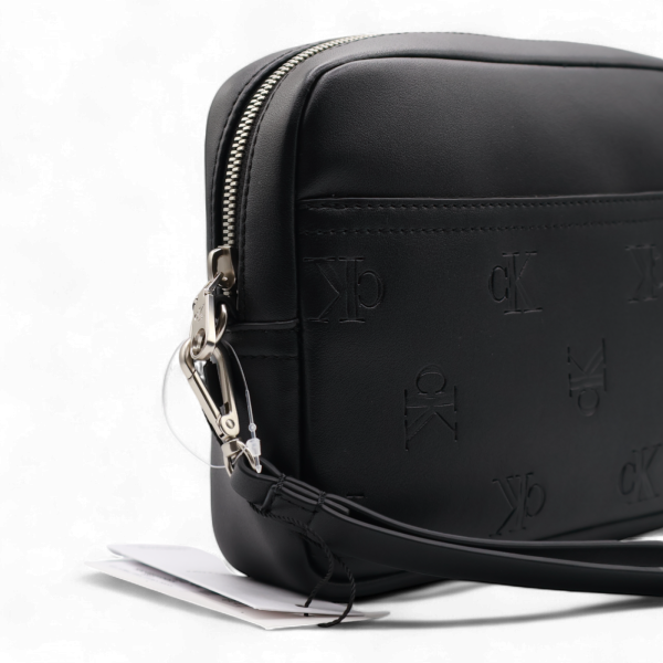 Bolso Calvin Klein Negro con Logo
