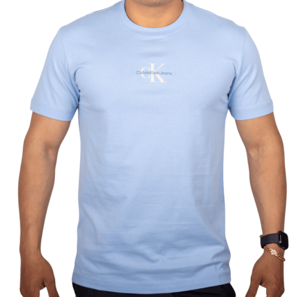 Camiseta Calvin Klein Jeans Monologo Basic Celeste Calvin Klein | Camisetas  - Estilo urbano premium