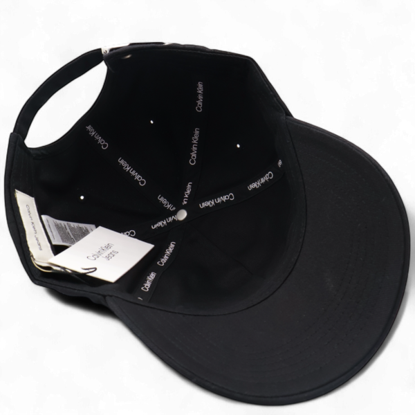 Gorra Calvin Klein Monologo Sarga Jeans Negro | Moderna y Urbana