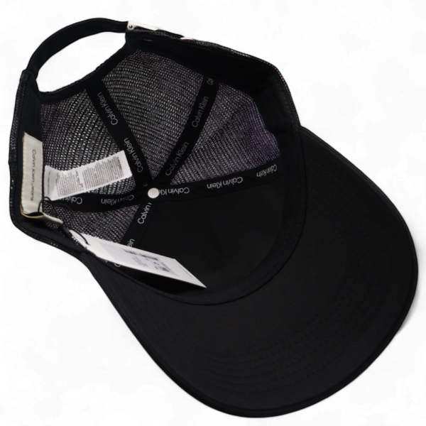 Gorra Calvin Klein Monologo Jeans Negro | Moderna y Urbana